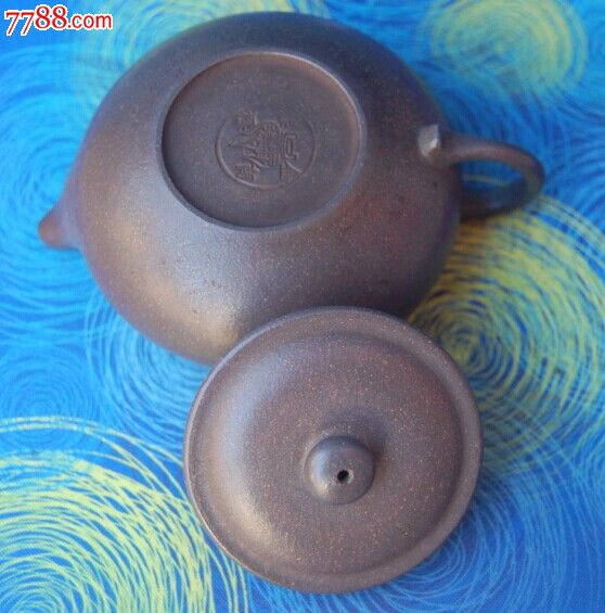 金鼎商标款紫砂壶