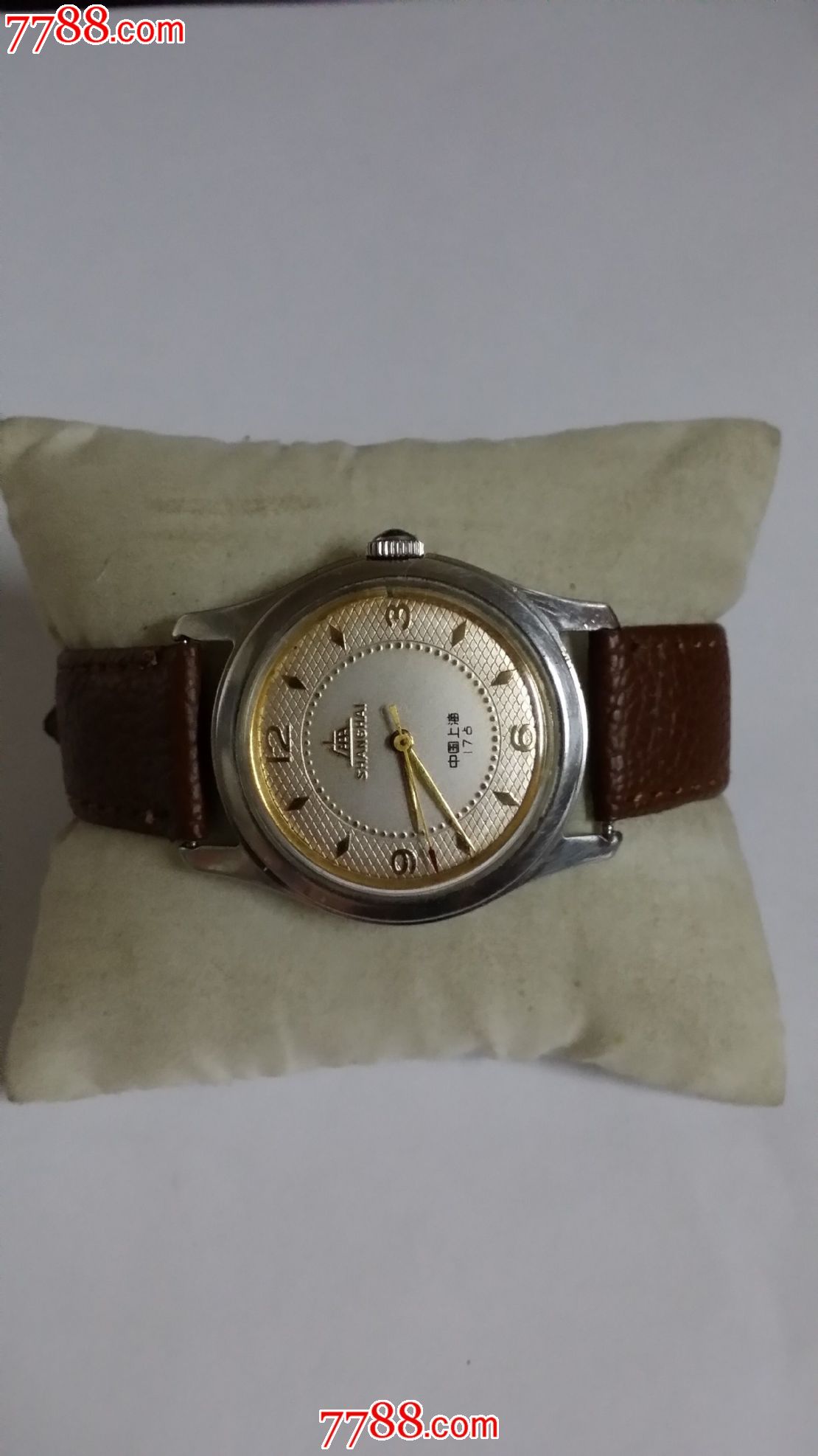 续拍3个经典的上海牌老表【a581试制版】【a611花盘】【7120定制纪念