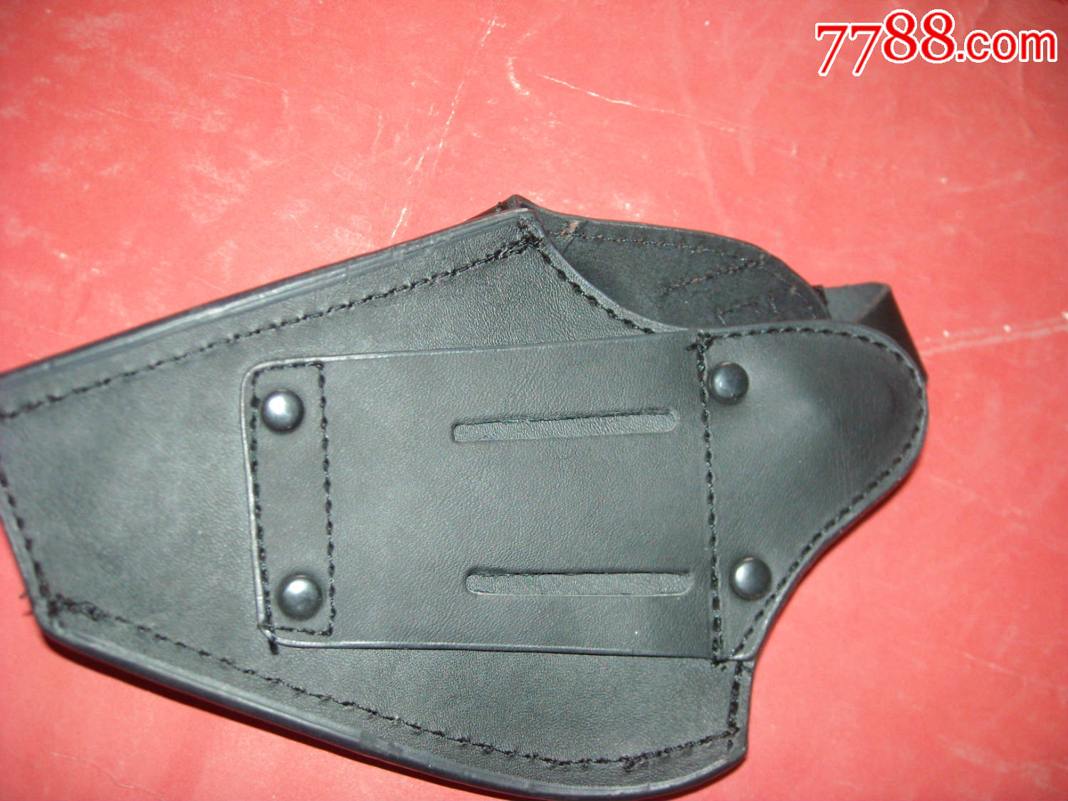 早期左轮牛皮枪套1个(皮质好,品相好)