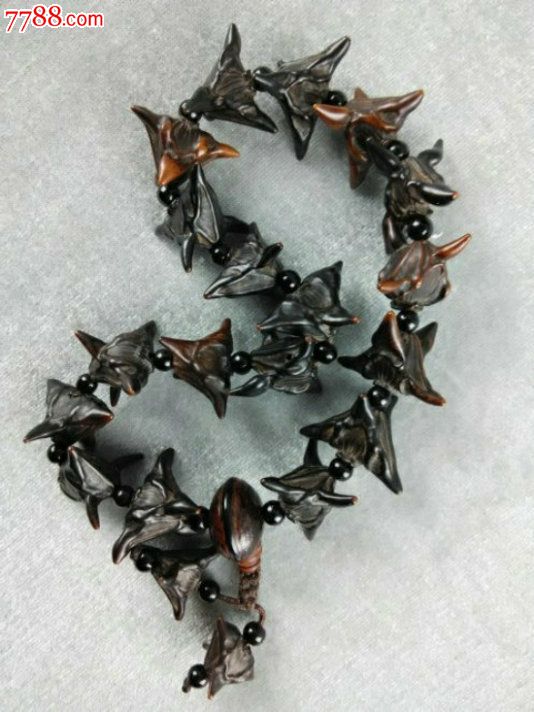 非常有些年头的一款少见菱角老手串,漂亮,包真包老