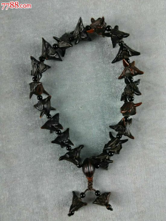 非常有些年头的一款少见菱角老手串,漂亮,包真包老