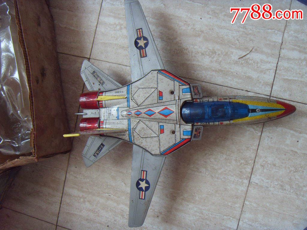 老玩具带盒子玩具飞机