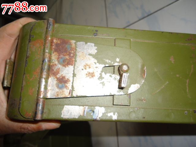 早期弹链箱,空箱