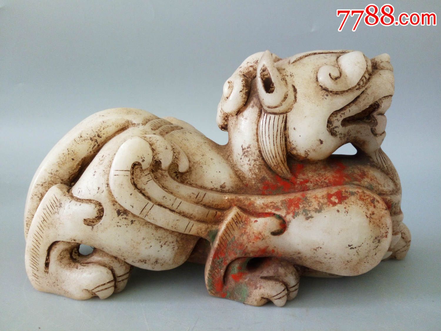 老和田白玉貔貅摆件